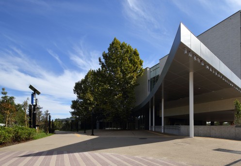 Exterior view of Tokyo Metropolitan Tama Library