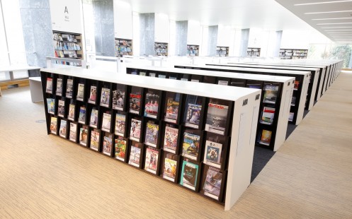  Inside view of Tokyo Metropolitan Tama Library・Computer_3