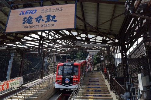 御岳登山鉄道 のケーブルカー・pc_2