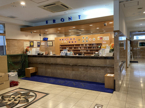 Reception desk of Toyoko Inn Tokyo Ikebukuro Kita-guchi No.1・Computer_3